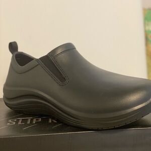 LUGZ MENS SHOES SIZE 12, 46 eu slip resistance NEW IN BOX. Clipper classic